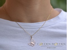 Ефирна златна пеперуда